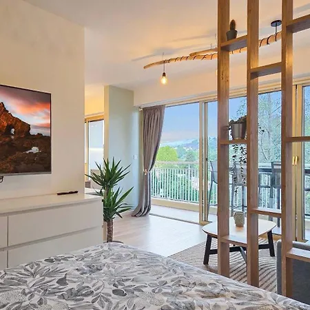 Lx171 Design Avec Balcon & Piscine - Marina Διαμέρισμα